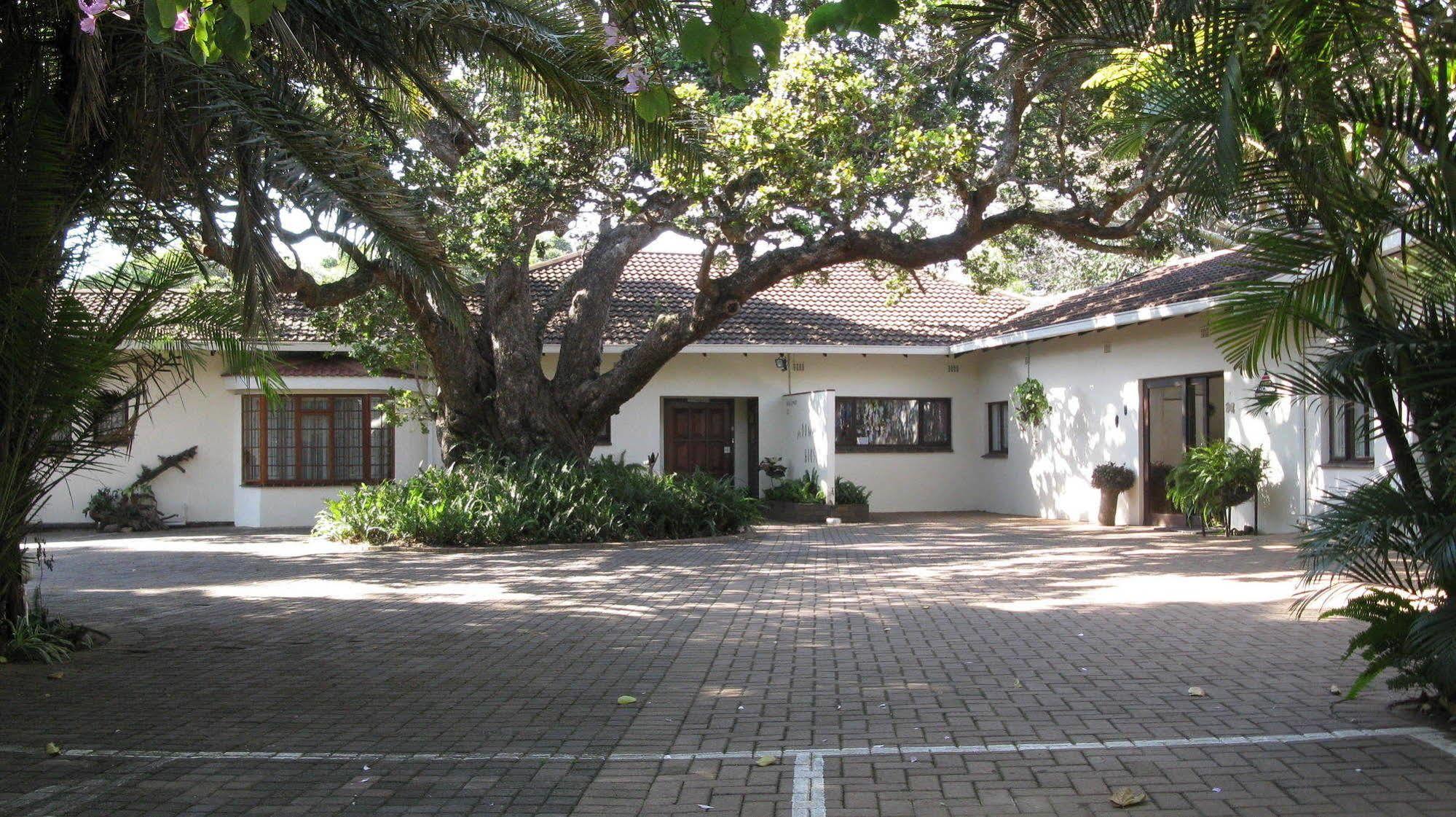 Mdoni House Guest Lodge Port Shepstone Bagian luar foto